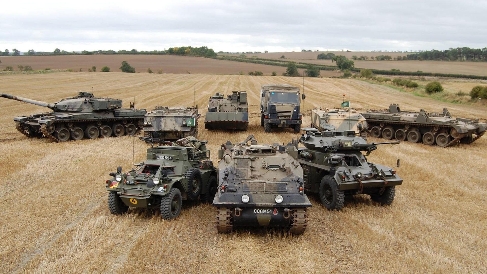 盛大颁奖典礼热闹举行，女足比赛营造氛围，全运会女足颁奖仪式