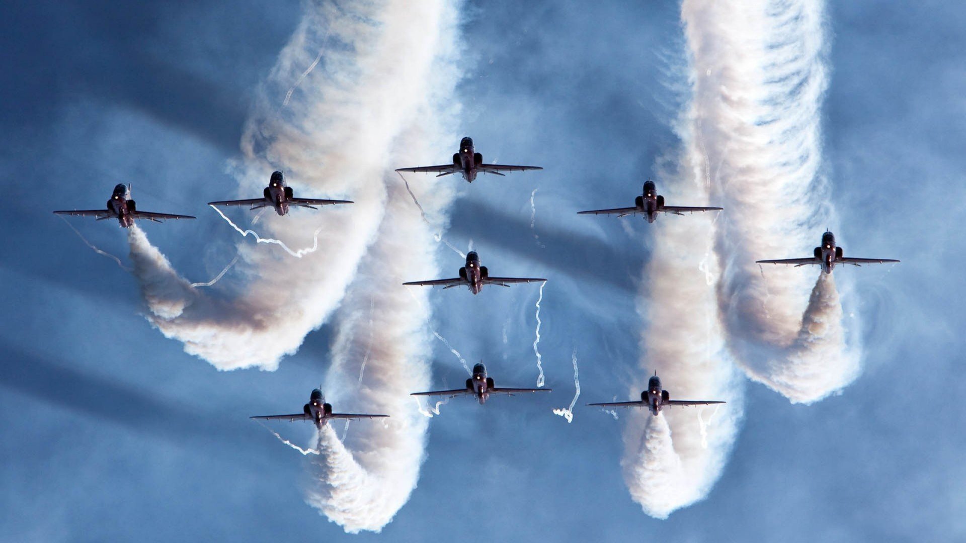 纽卡斯尔联主场3-2险胜布伦特福德，进攻端火力全开，纽卡斯尔联队