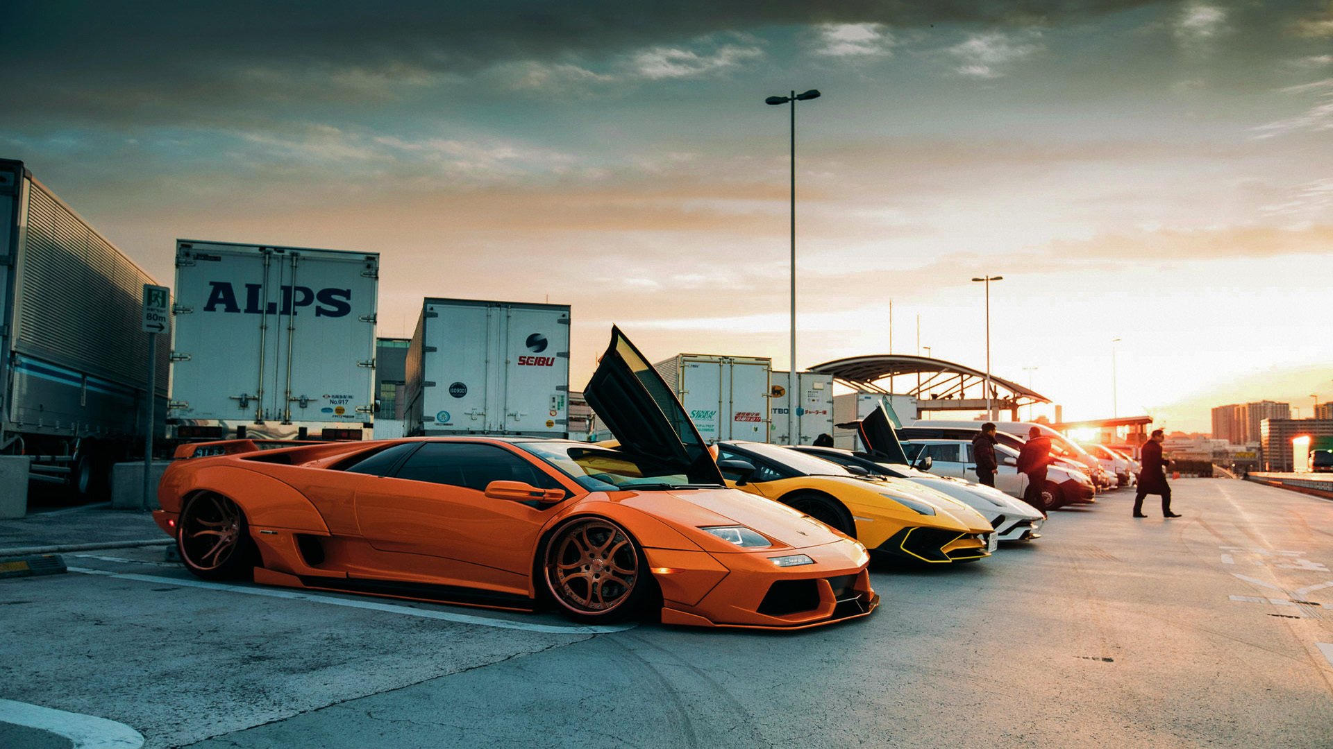 爱游戏在线登录入口-中国篮球教练员战术创新与执行力提升，篮球教练技能展示