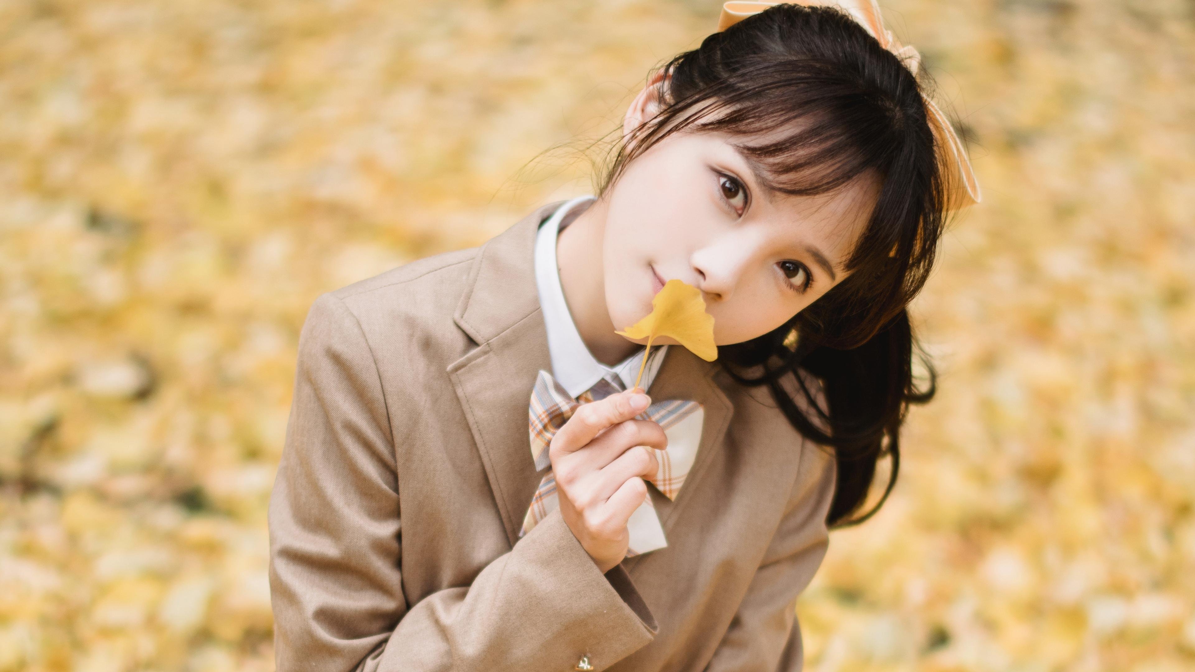 爱游戏官方网站-职业联赛商业权益分配不均引发争议，联赛商业化方案