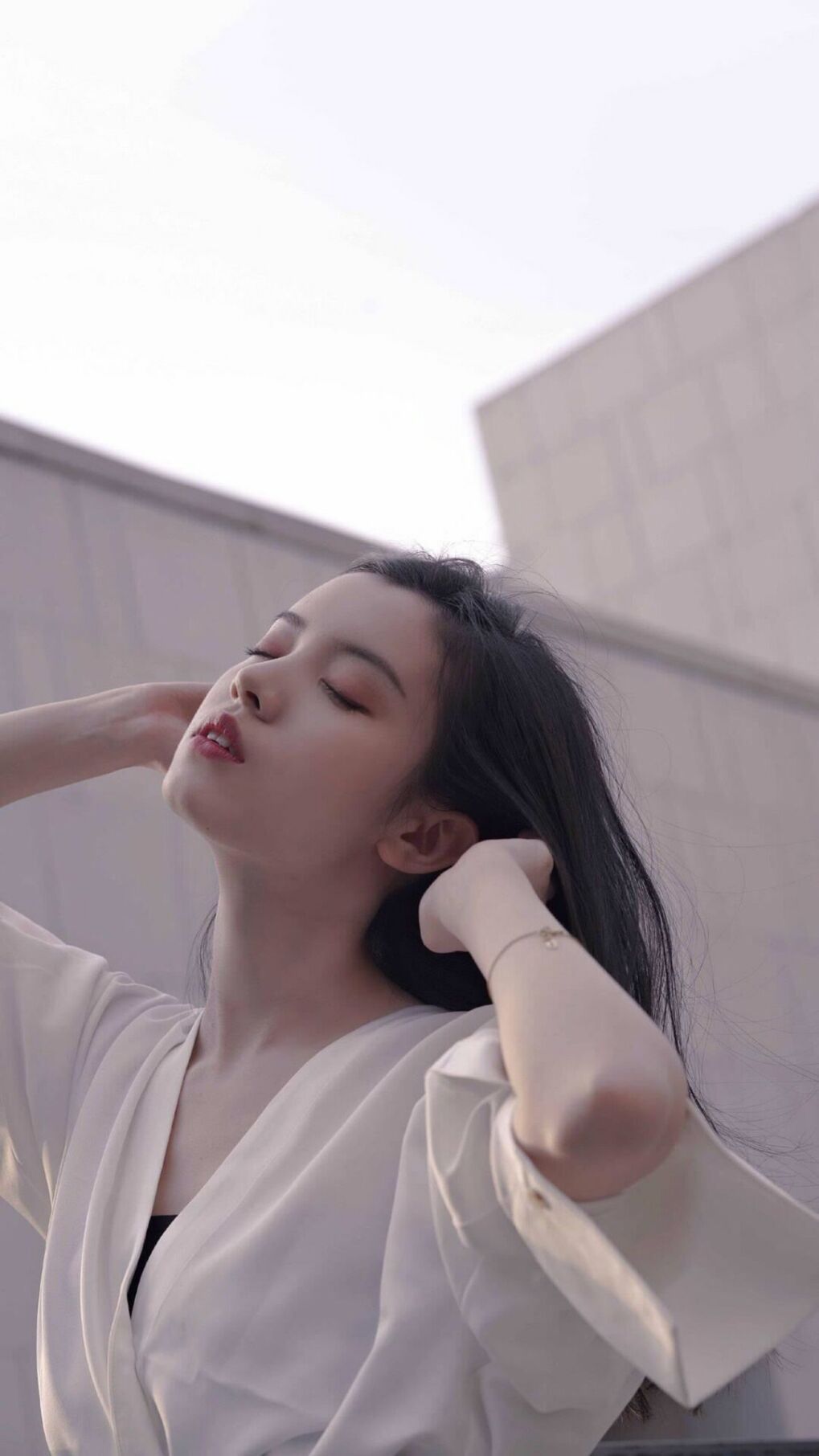 爱游戏官方网站-“华金·托比利亚的全能防守与快速突破，成就美洲狮队的防守核心”